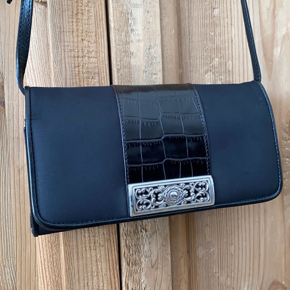 Brighton wallet